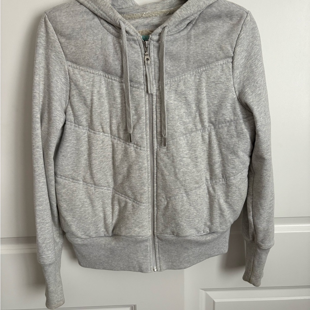 Old Navy Light Gray Quilted Hoodie